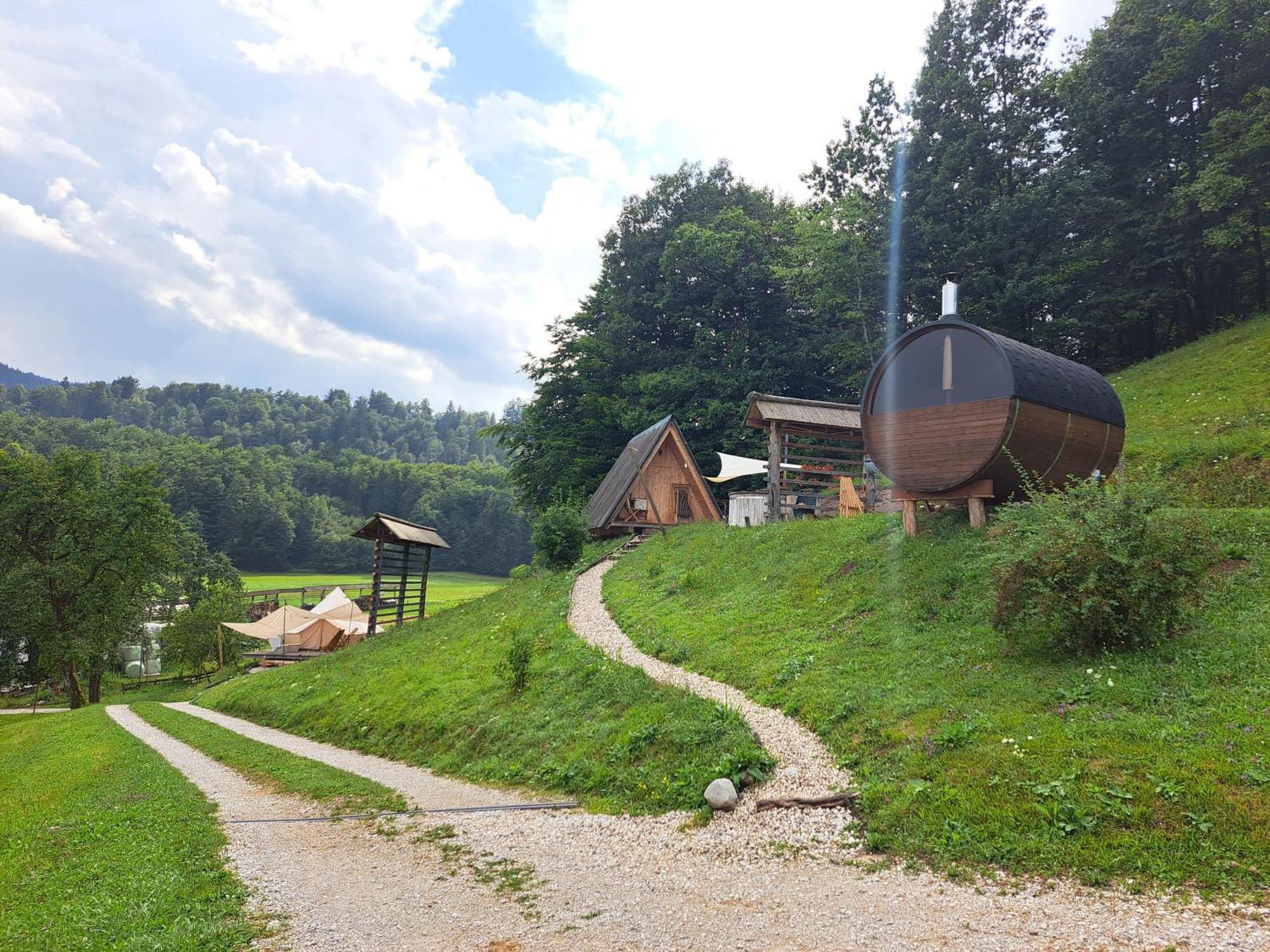 Вилла Puzman Farm Glamping Радовлица Экстерьер фото